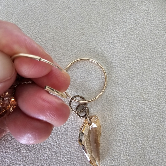 Swarovski elements necklace and earrings set - Picture 11 of 11